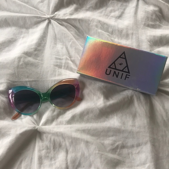 UNIF Accessories - UNIF ‘The Moodys’ Rainbow